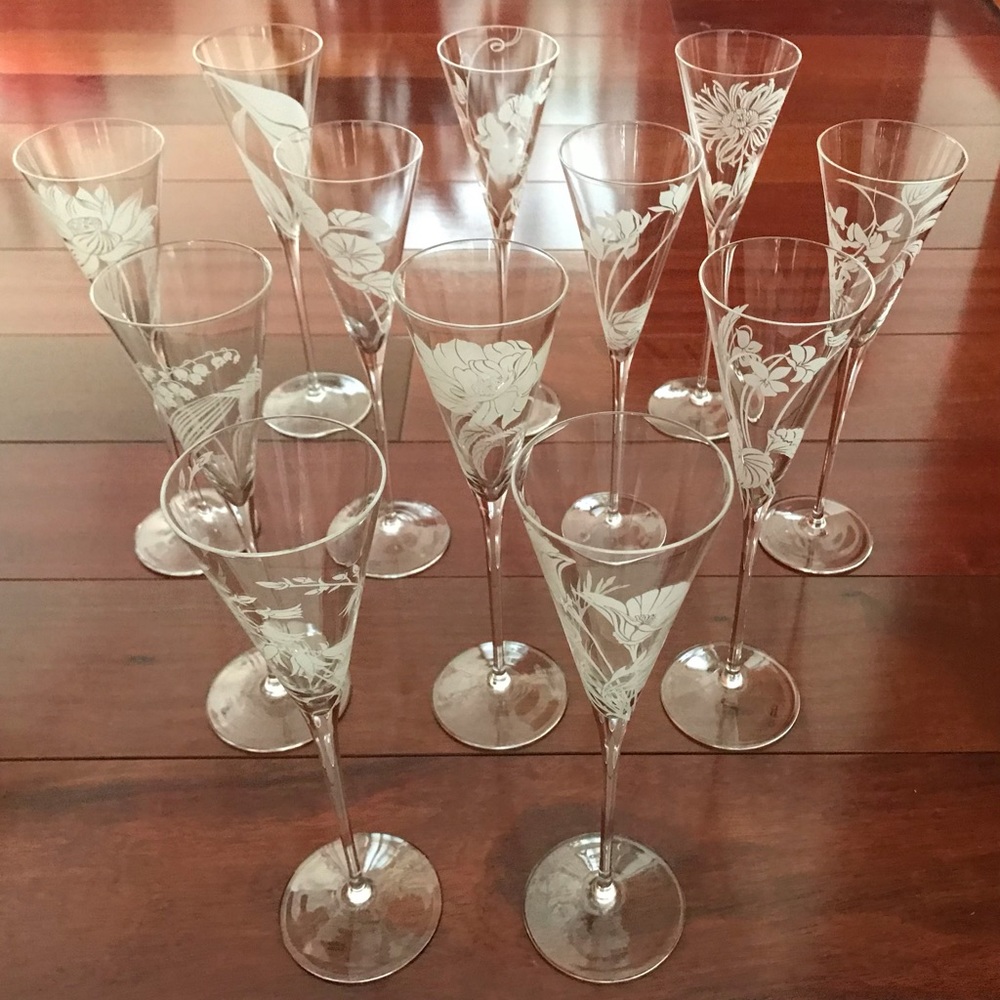 RARE🥂Complete Set: 12 Les Fleurs Crystal Glasses, Franklin Mint